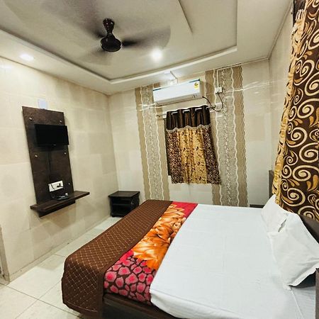 Hotel Shree Nath - 200 Meters From Dwarkadhish Temple Dış mekan fotoğraf