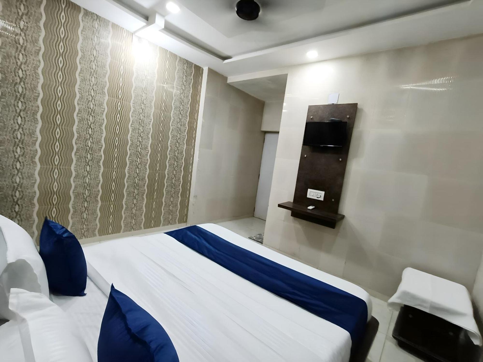 Hotel Shree Nath - 200 Meters From Dwarkadhish Temple Dış mekan fotoğraf