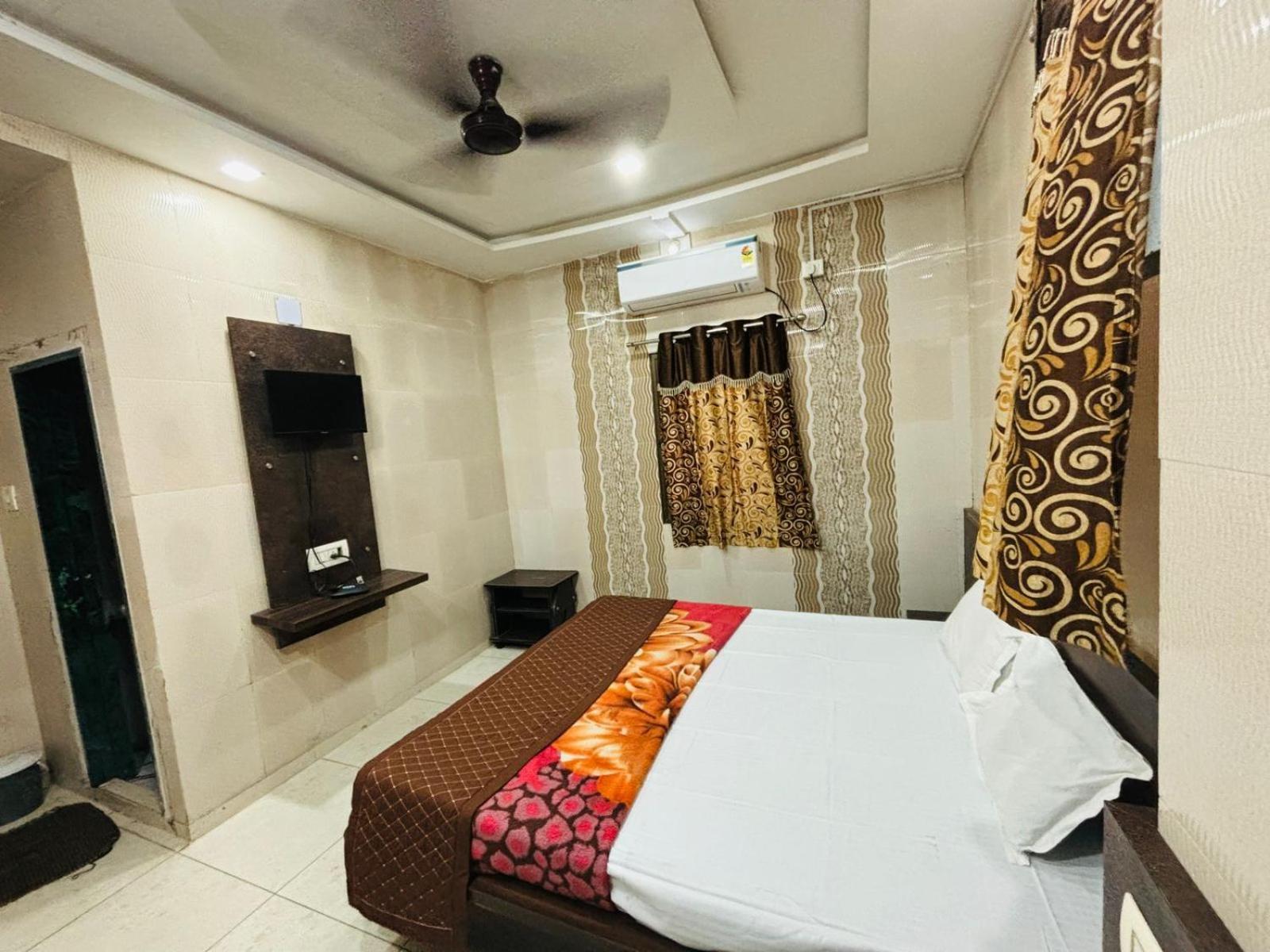 Hotel Shree Nath - 200 Meters From Dwarkadhish Temple Dış mekan fotoğraf